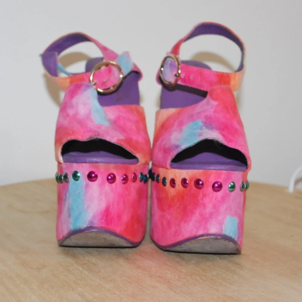 YRU Multicolor Tie-Dye Platform Sandals with Jewel Studs